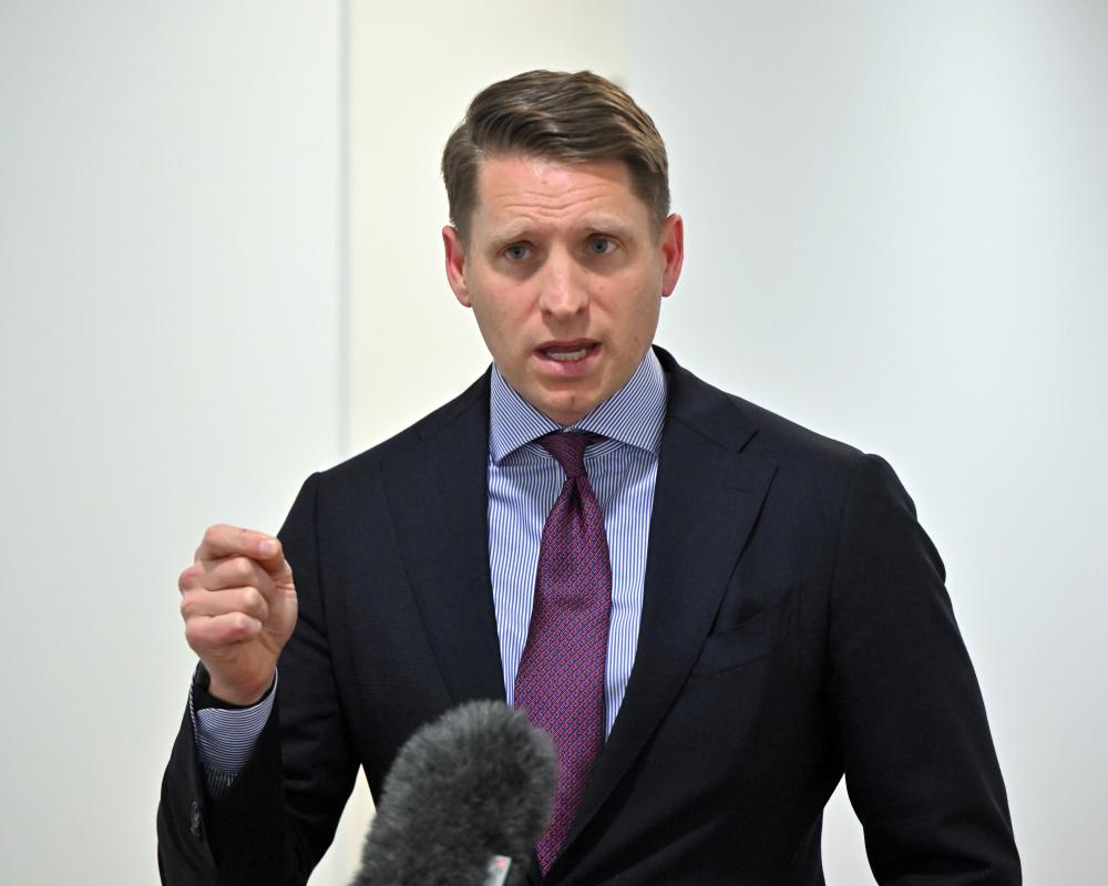 Andrew Hastie Threatens One Nation with Costly Fight Over Traitor