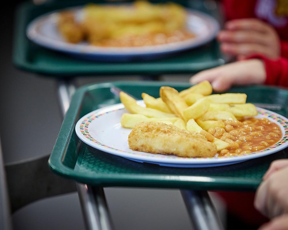 Most English Secondary Schools Break Healthy Food Rules, Report Finds