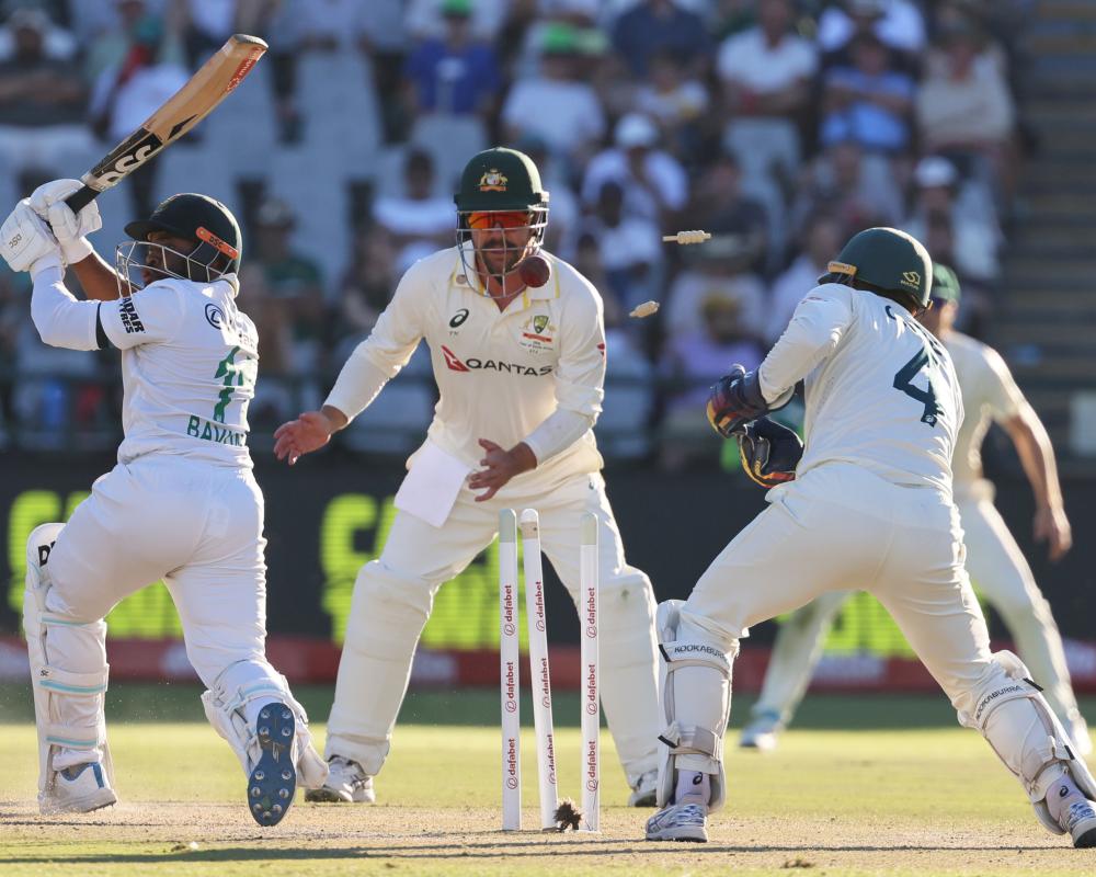 Australia Gain Edge in Test Decider After Late Bavuma Blow Hurts South
