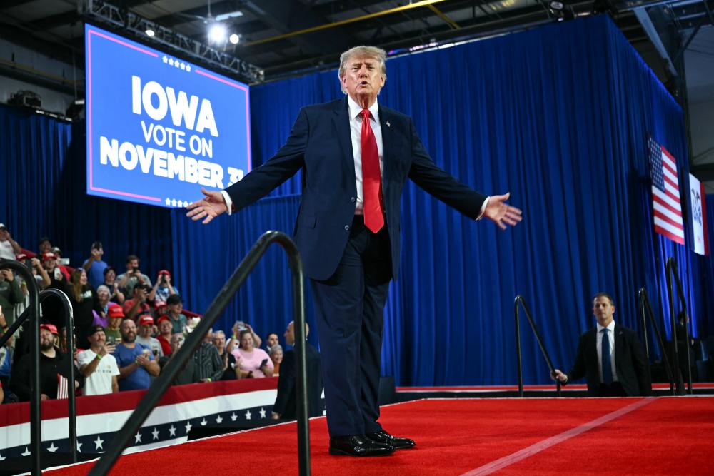 Trump Jokes About Third Term: 'I Have the Right to Run Again'
