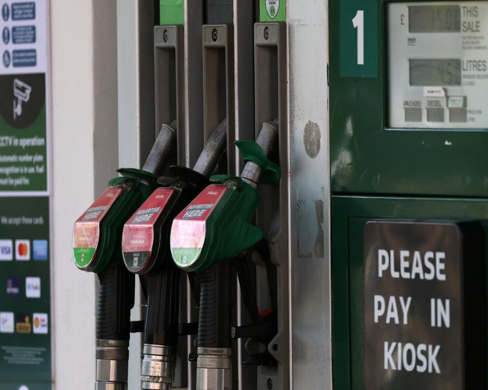 Diesel Tank Costs £100 as Oil Prices Rise Above $80 Again