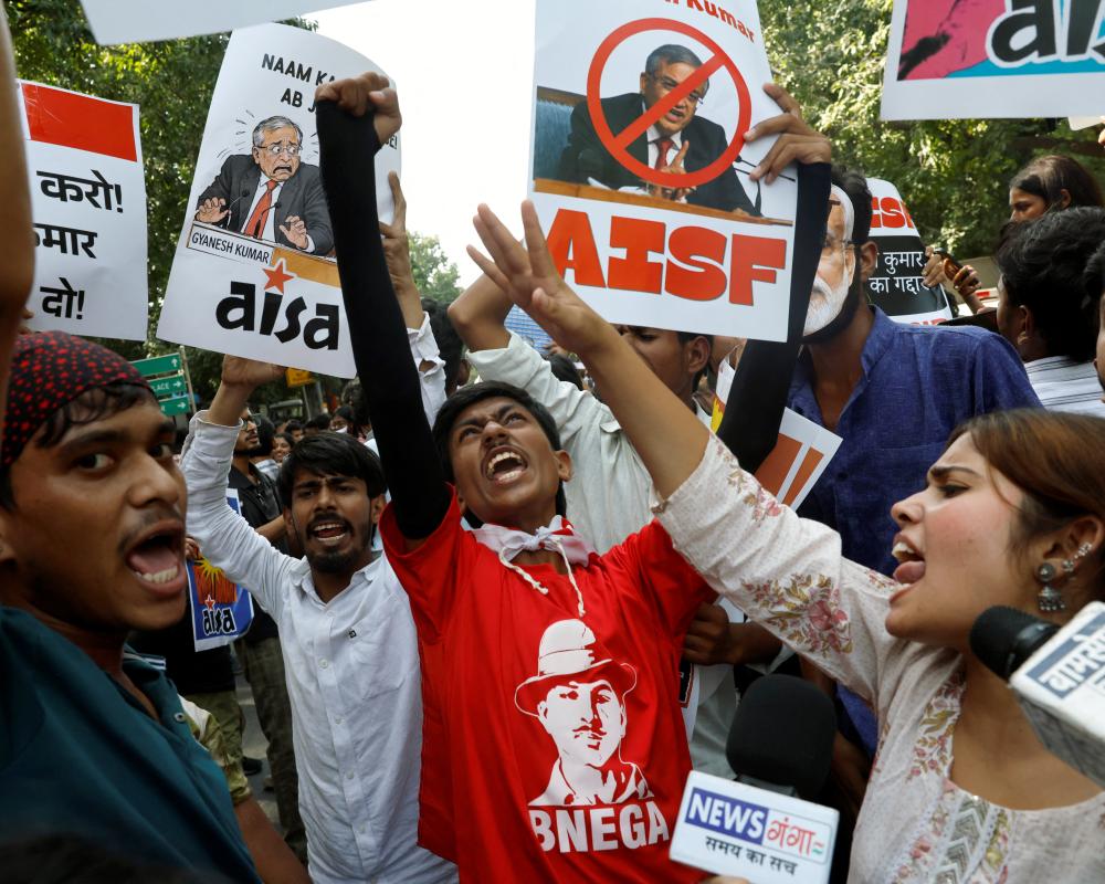 India Supreme Court Demands Answers on Voter Roll Changes