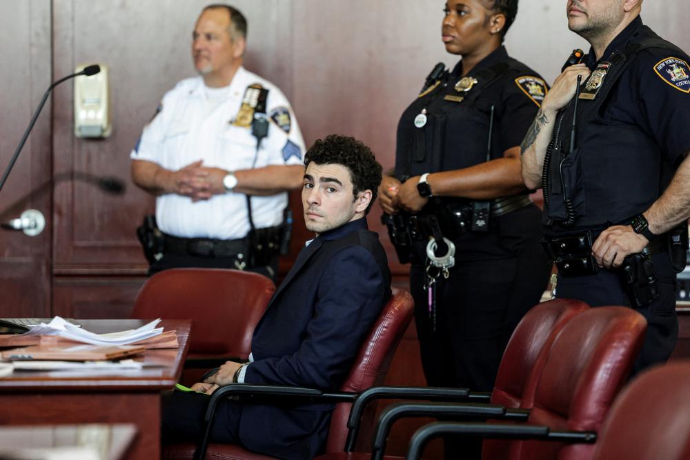 Luigi Mangione Court Appearance in Healthcare CEO Killing Trial