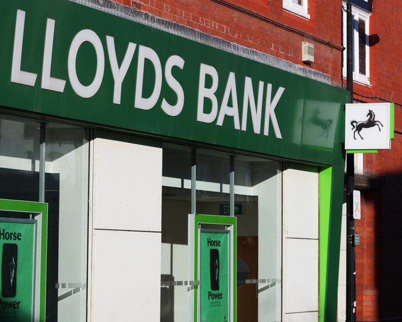 Lloyds CFO Criticizes Healey's Bank Tax Link to Energy Bills
