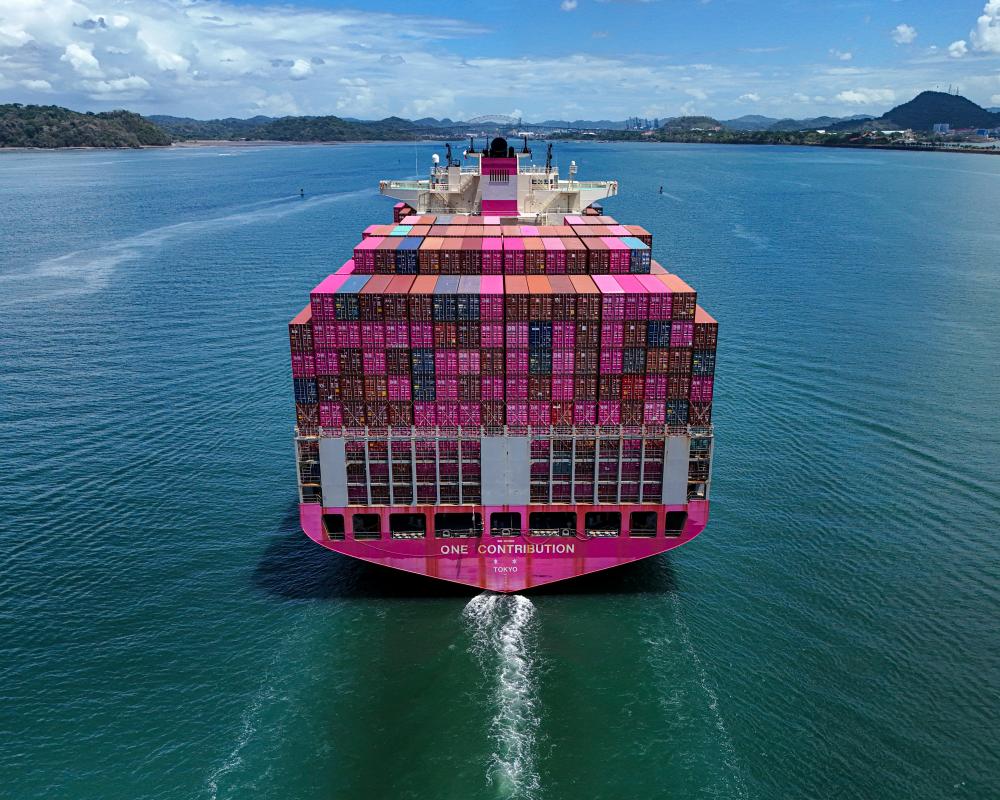 Panama Canal Fees Soar as Iran War and El Niño Disrupt Shipping