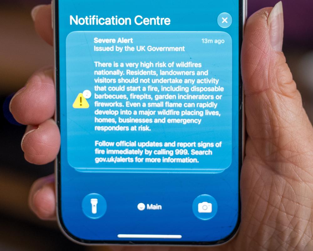 UK Wildfire Emergency Alert: Public Reaction and Safety Tips