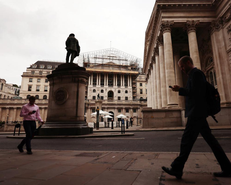 UK 30-Year Bond Yield Hits Highest Since 1998: Fiscal Impact