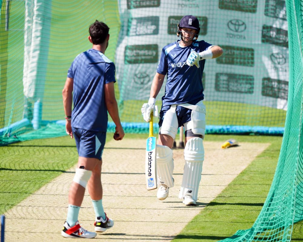 Joe Root's Robust Chat Resets England Cricket Standards