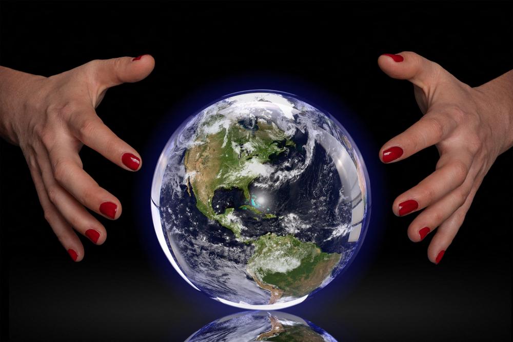 Accurate Future Predictions: From 1967 Video Shopping to AI