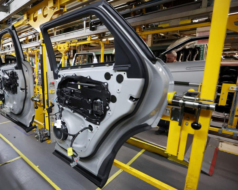 Jaguar Land Rover to Cut 4,000 Jobs in Cost-Saving Drive