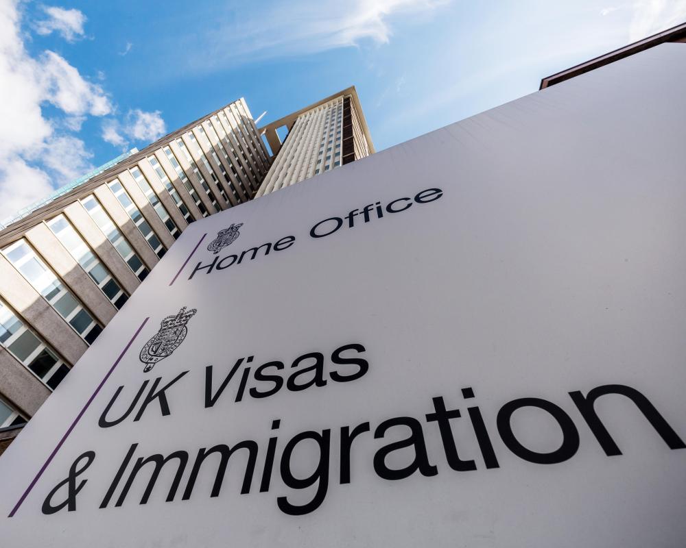EU Citizens in UK Stripped of Post-Brexit Residency Rights