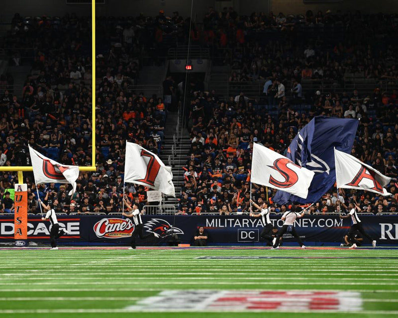 Air Force Officer Dies in Rappelling Accident Before UTSA vs Navy Game