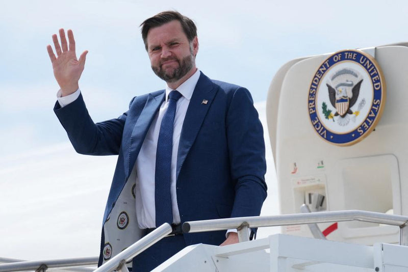 JD Vance Loses MAGA Support: 2028 Rivals Worse?