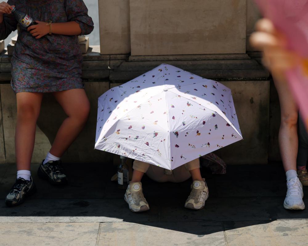 Heatwave Child Safety: Protect Kids in Extreme Heat