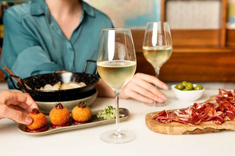Sherry Food Pairing: Why Chefs Praise This Versatile Wine