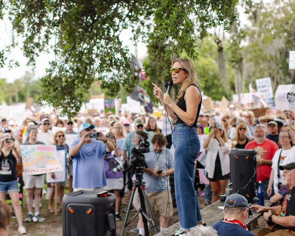 Pediatrician Annie Andrews Runs for Lindsey Graham's Senate Seat