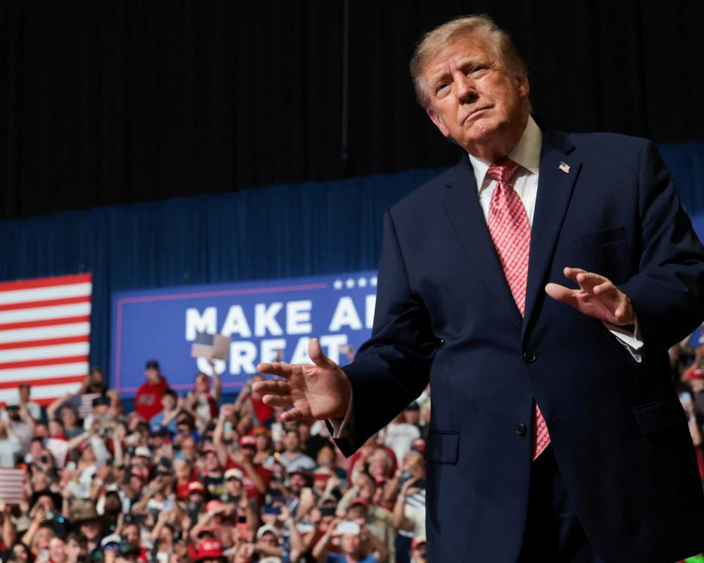 Trump's Midterm Campaign Blitz in North Carolina: What It Means