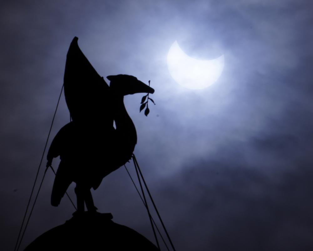 Deep Partial Solar Eclipse in UK Precedes Perseid Meteor Shower