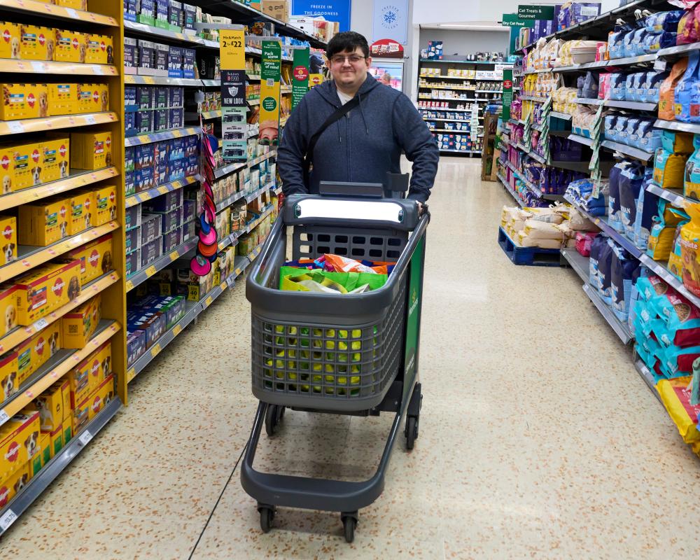 AI Shopping Trolleys: Lancashire Supermarket Trial