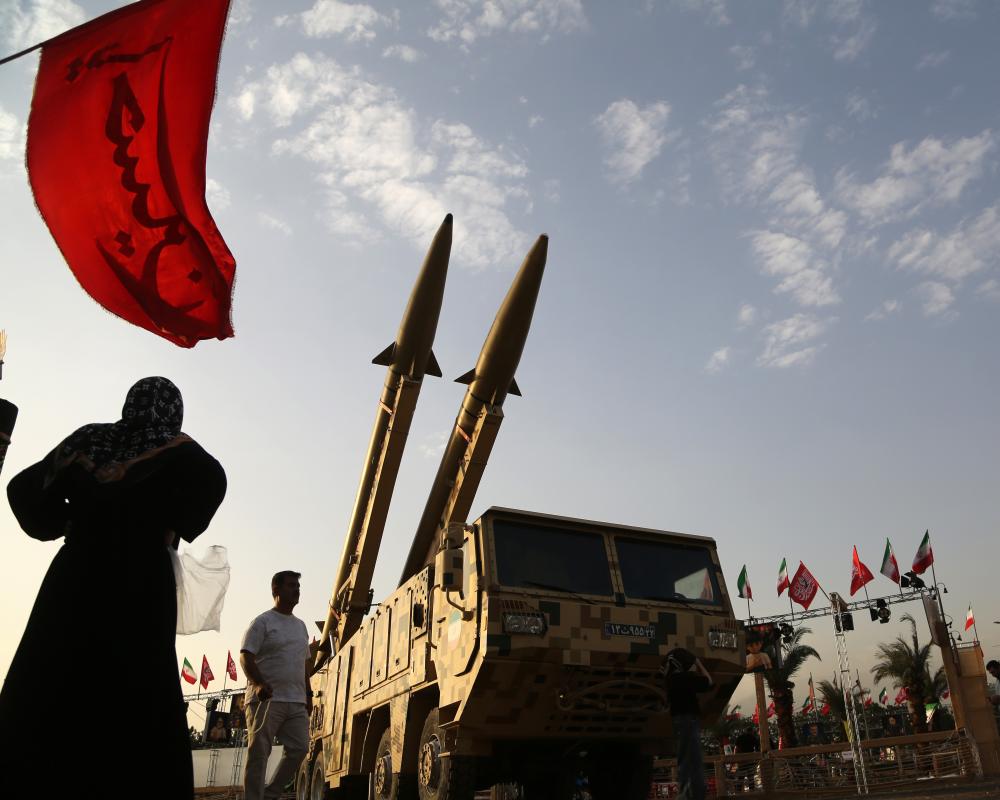US Thwarts Iran Missile Attack, Joins Saudi Strikes in Iraq