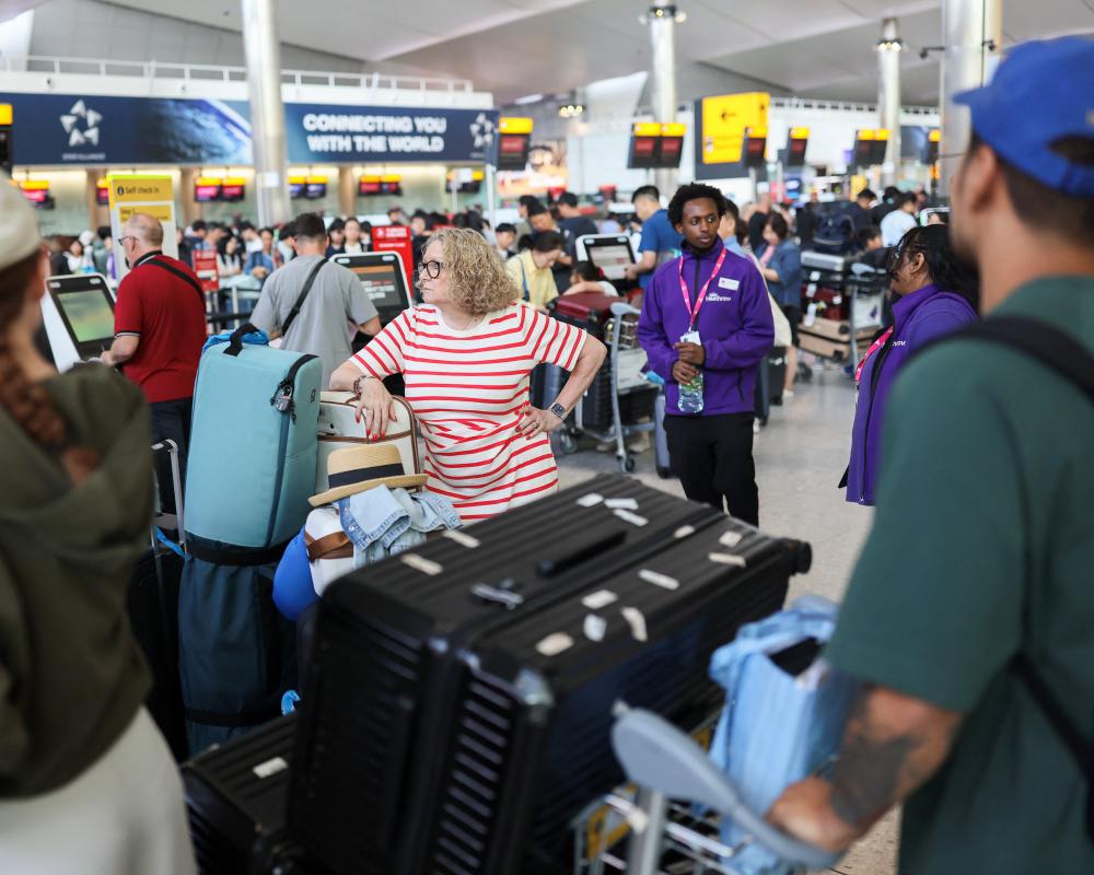 Heathrow Expansion Costs to Raise Airfares for Decades