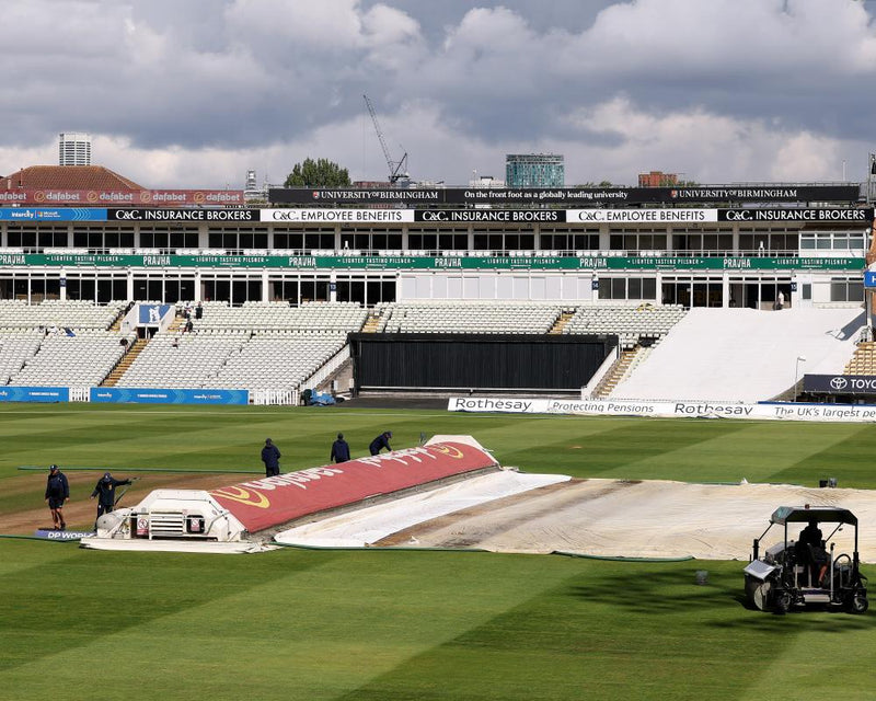County Cricket Day Three: Stokes Shines, Surrey Stumbles