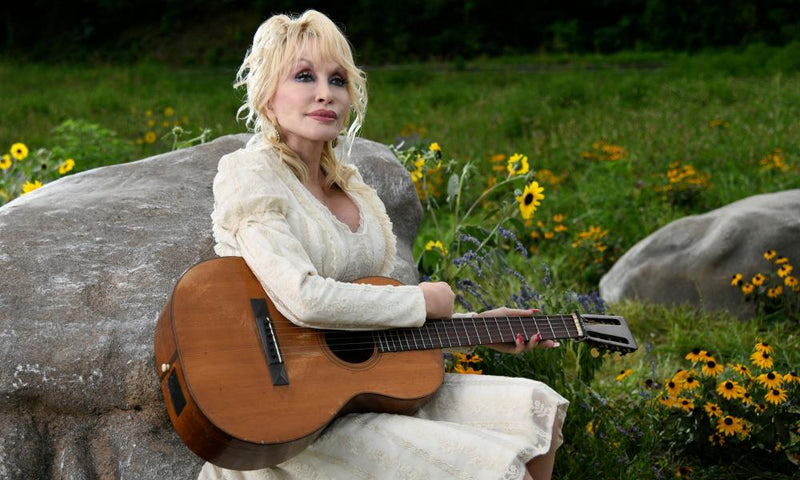 Dolly Parton Dies at 80: Country Legend and Philanthropist Remembered