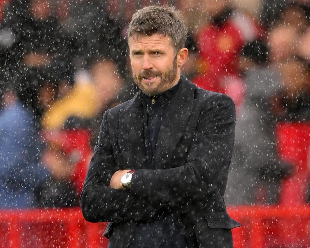 Michael Carrick's Manchester United Future Hangs in the Balance