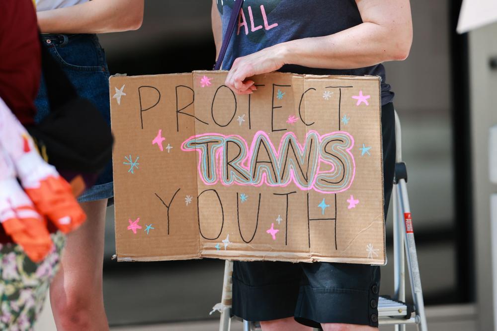 New Mexico Funds Gender-Affirming Care for Minors After Federal Cuts