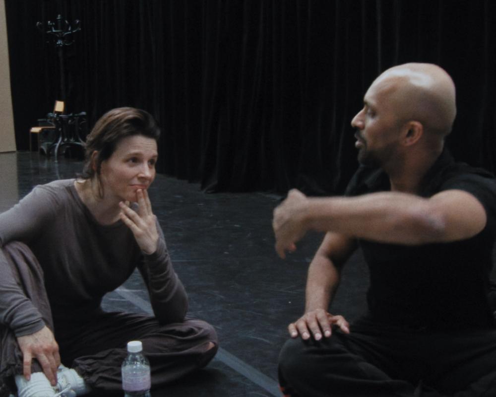 In-I in Motion Review: Juliette Binoche and Akram Khan's Dance Duet