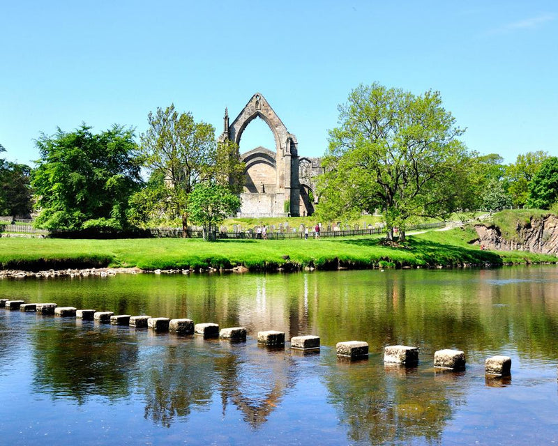 Explore Britain and Ireland's Most Beautiful Rivers: Walking,