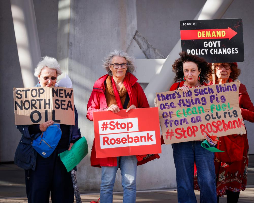 Rosebank Oilfield Approval: No Breach of UK Emission Targets, Insiders