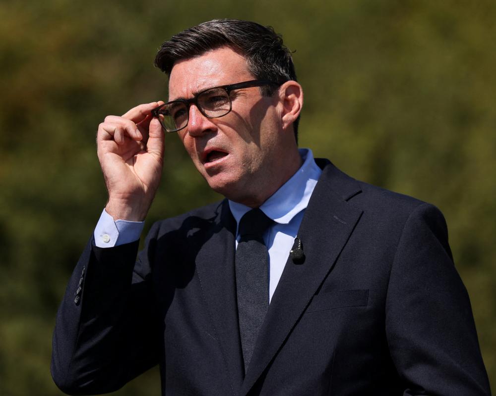 Prisoner Early Release Scheme Sparks Burnham's First Unpopularity
