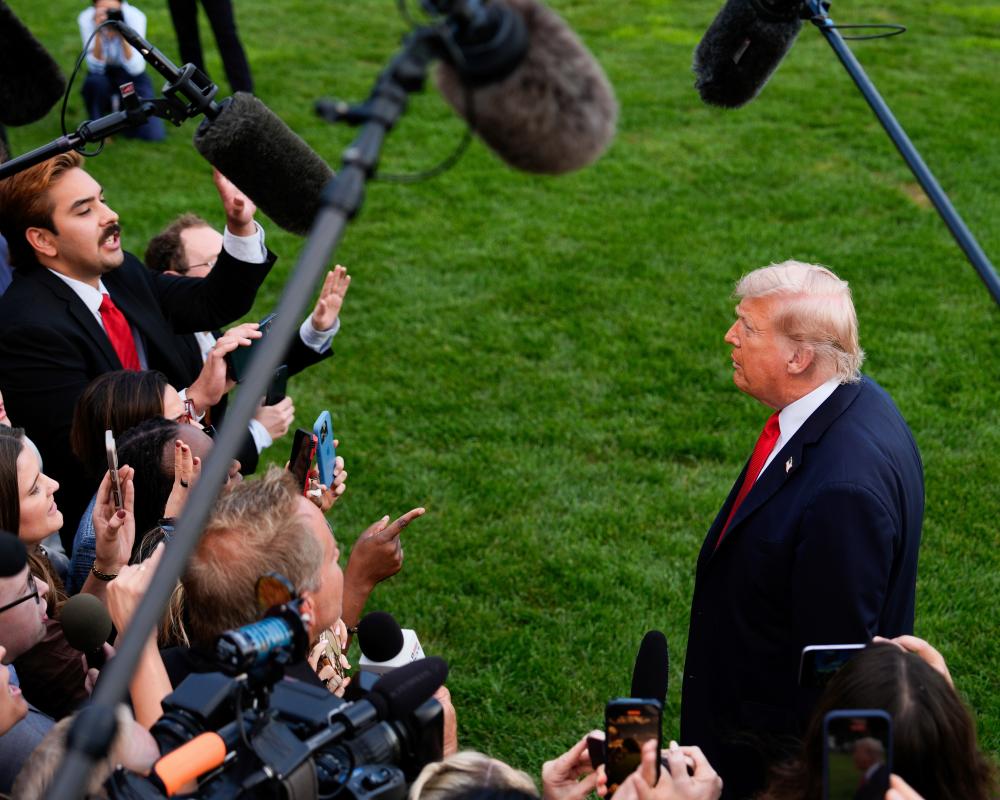 Trump as Commentator-in-Chief: A New Political Role