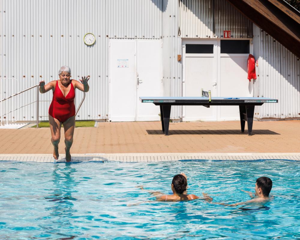 France Rural Swimming Pools: Heatwave Survival and Funding Crisis