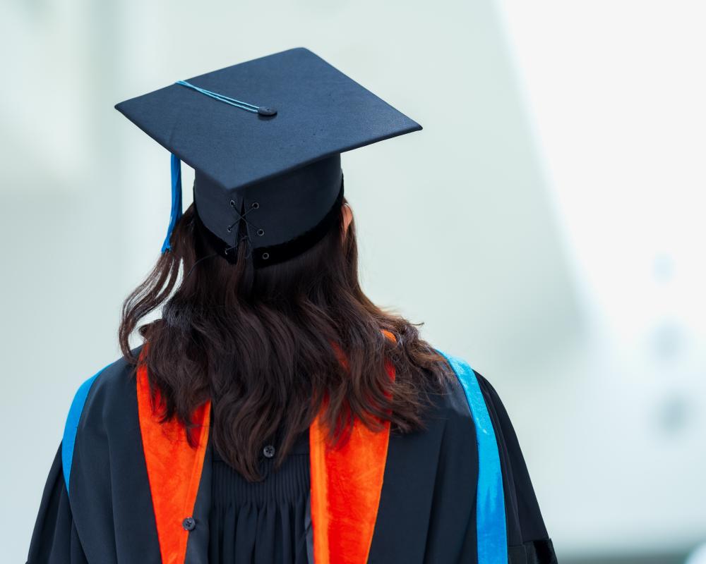 Is University a Scam? The Real Cost of Student Debt