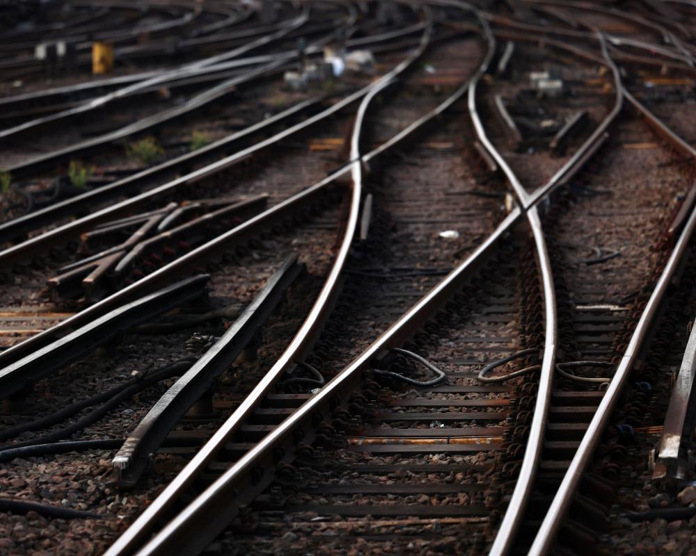 Britain's Railway Prepares for Extreme Weather as El Nino Intensifies