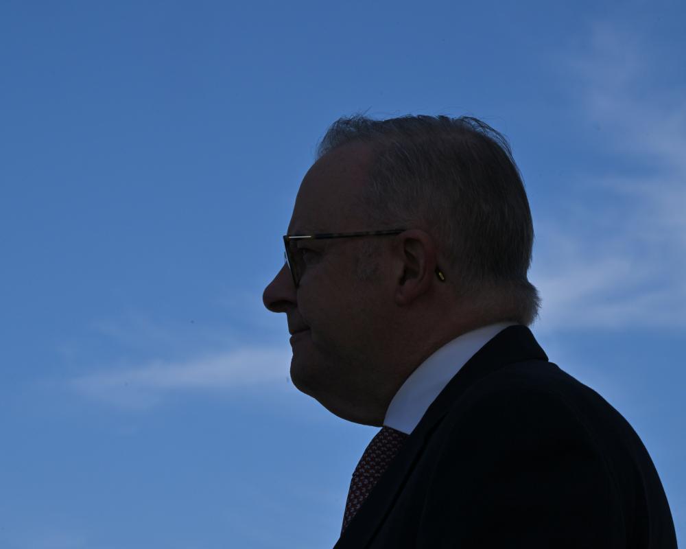 Rate Rise Sparks Voter Anger: Labor's Hip-Pocket Politics Risk