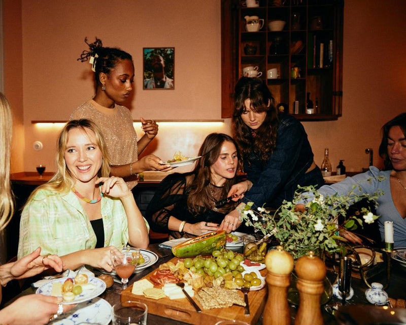 Hosts vs Guests: The Two Types of People at Every Dinner Party