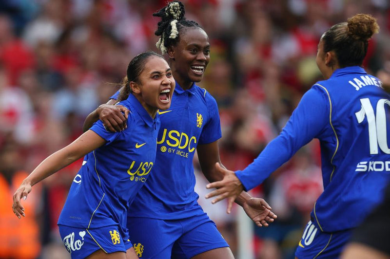 Chelsea Beat Arsenal in WSL Derby as Alyssa Thompson Strikes