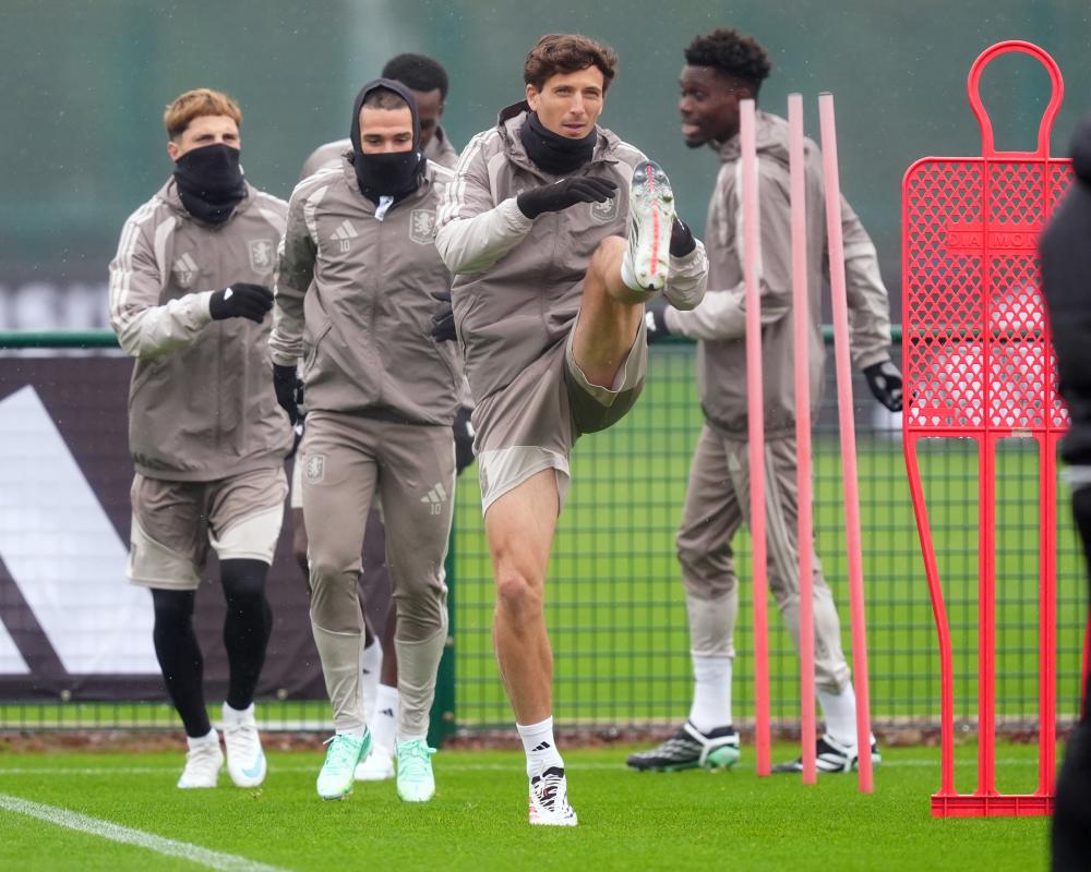 Premier League Team News: Predicted Lineups for Weekend Action