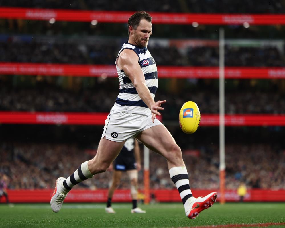 AFL Finals: Geelong Defeats Carlton in Thrilling Elimination Final