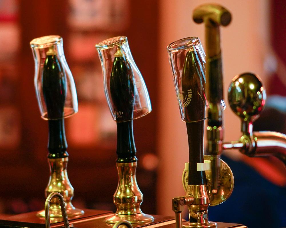 Real Ale Decline: Camra Membership Falls and Brewing Challenges