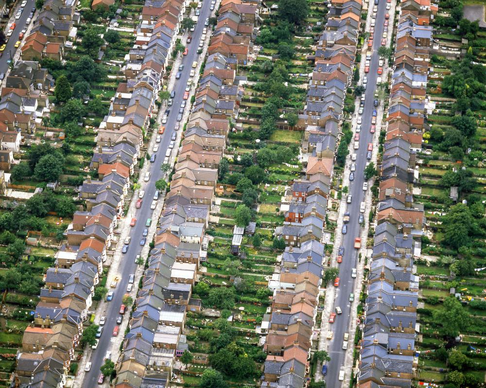 Paving Over Front Gardens Causes Hotter Nights: UK Study