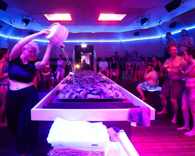 Sauna Theatre at Edinburgh Fringe Attracts Swimwear Audiences