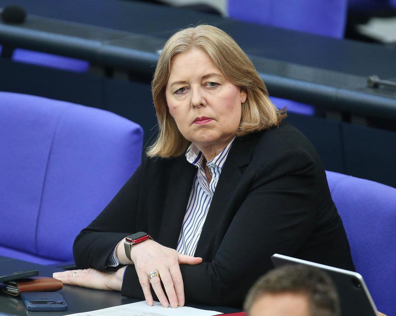 German Minister Bärbel Bas Quits After Stepdaughter Death