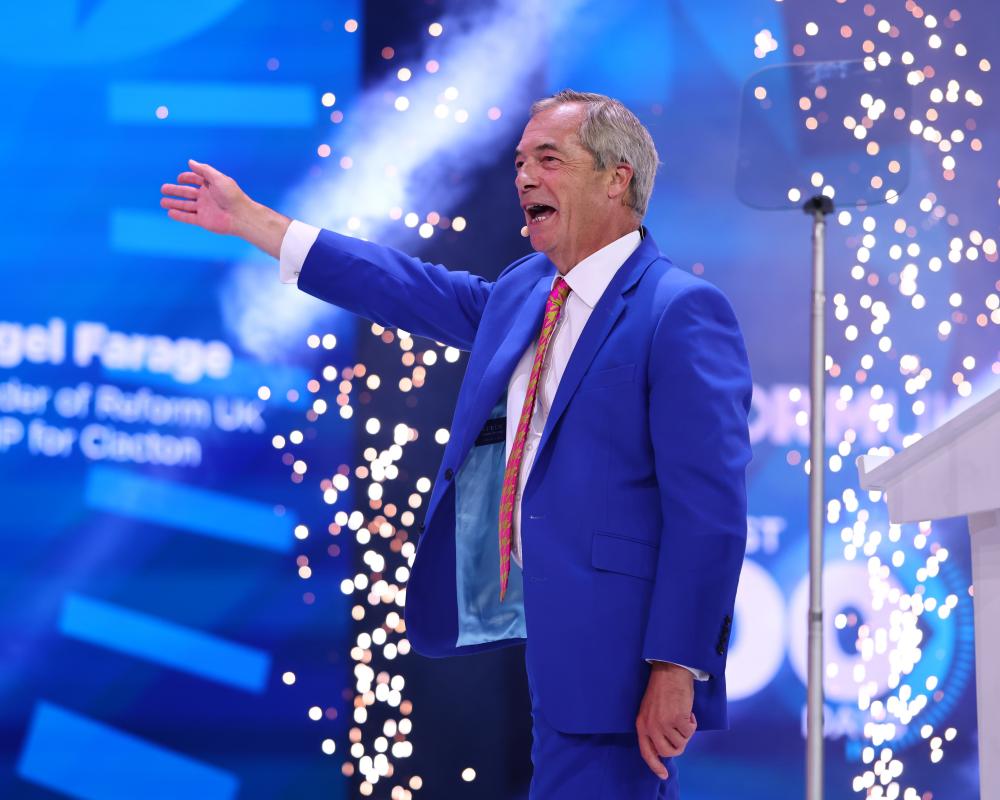 Farage Faces Donation Scandal as Reform Conference Erupts