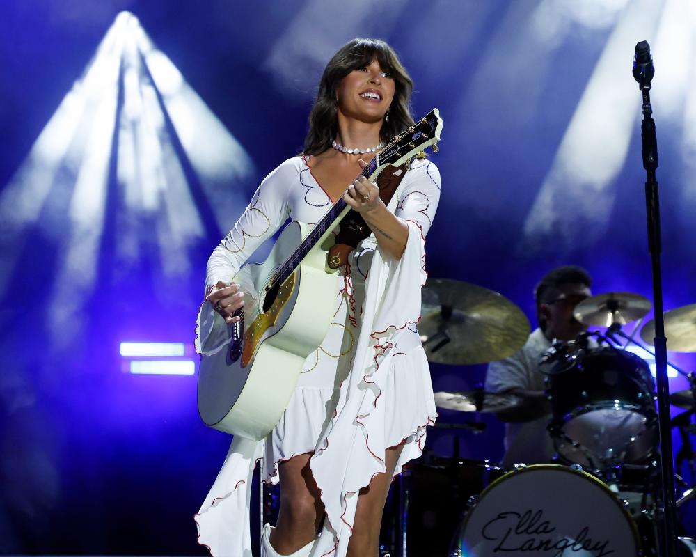 Choosin' Texas Dominates Charts: Why Ella Langley's Hit Song