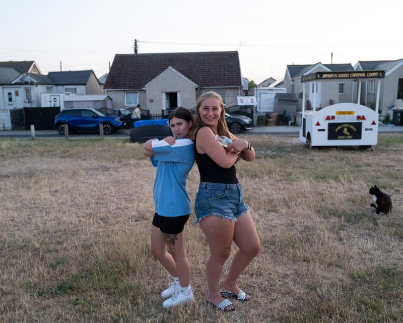 Farage's Clacton Byelection: Voters Speak on Beach