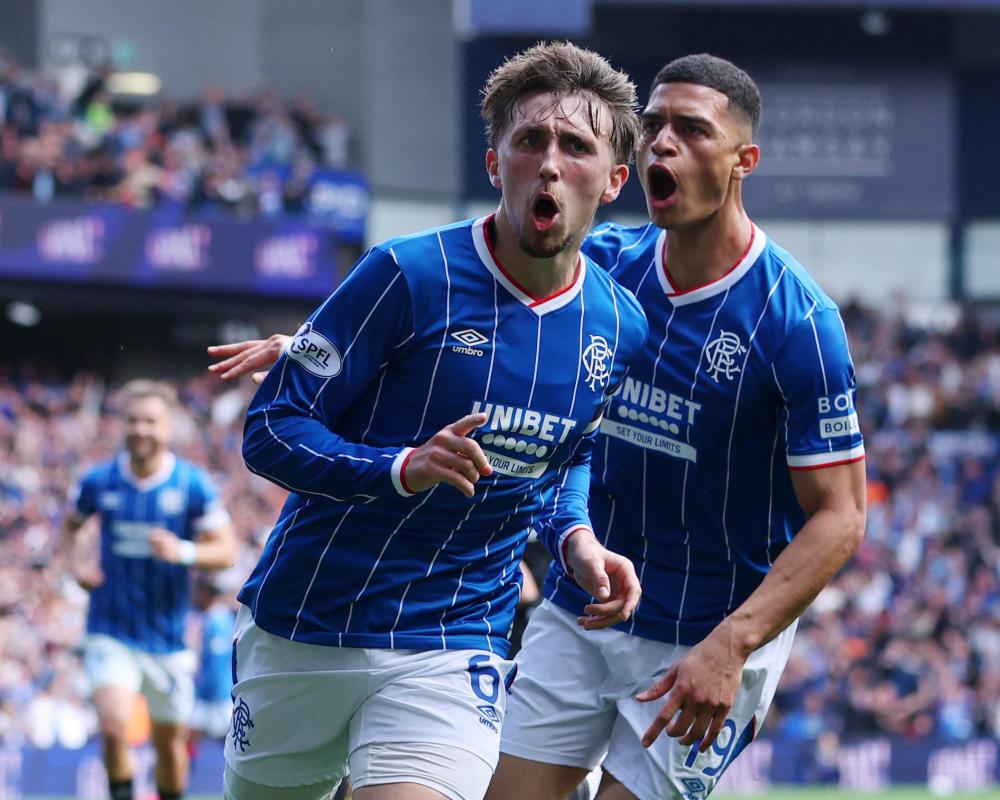 Rangers Dominate Celtic in Old Firm Scottish League Cup Clash